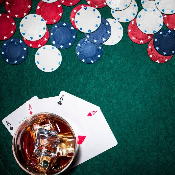 r444 Slots feature spins offer